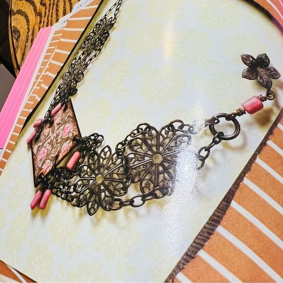 Bundle of 16 Brass Filigree Butterflies/Jewelry Making - Picture 4 of 9